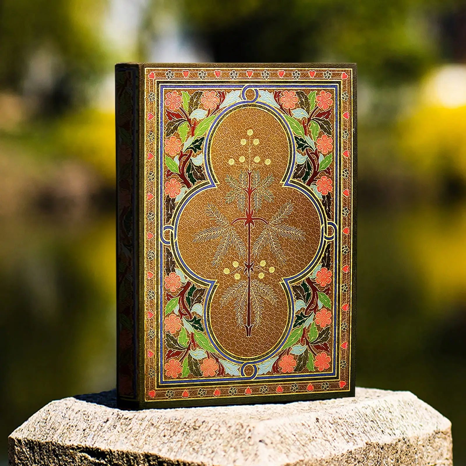 Vintage Floral Gold Foil Journal - 256 Pages Luxury Hardcover Diary with Butterfly Pages